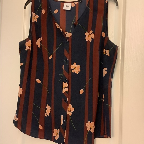 Cabi sleeveless blouse size medium - Picture 2 of 2